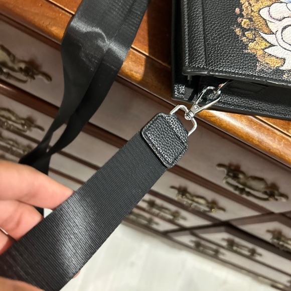 Duffle Bag - Picture 15 of 16